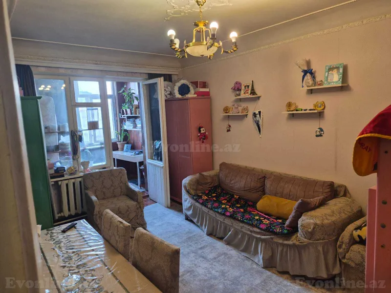 2 otaqlı Mənzil 40 m² Neftçilər m. Satılır