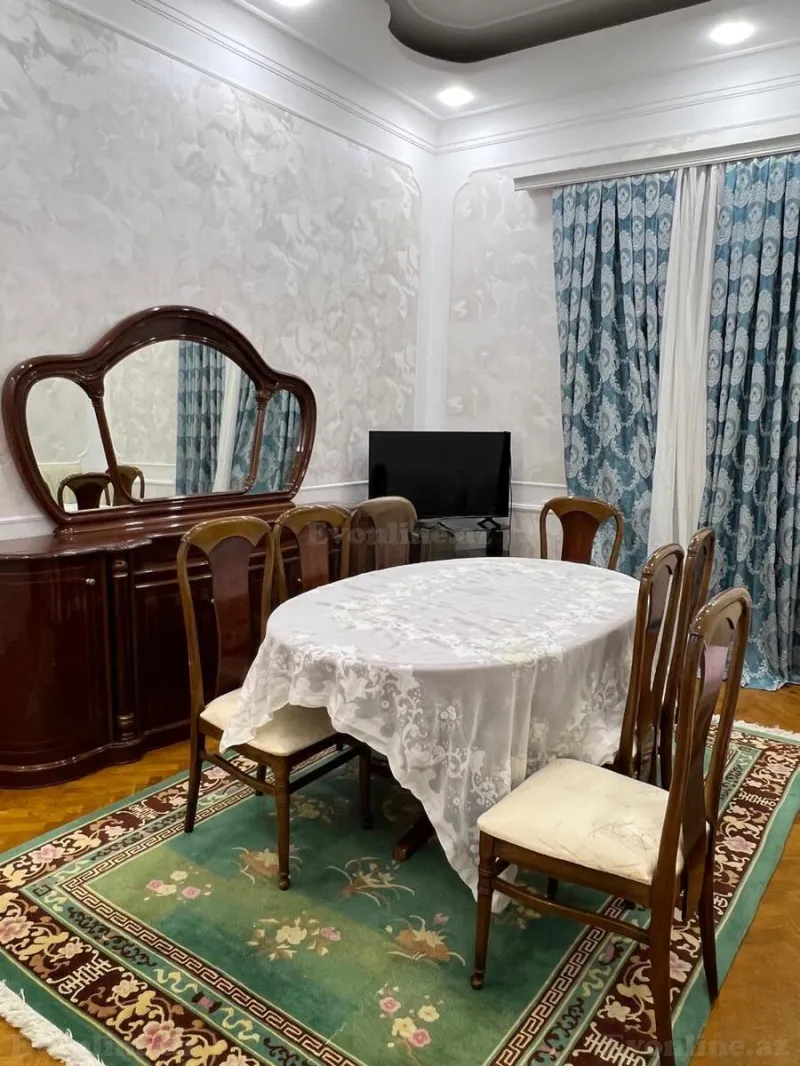 Kirayə verilir 3 otaqlı Mənzil Köhnə tikili 80 m² Sahil m. - şəkil 4