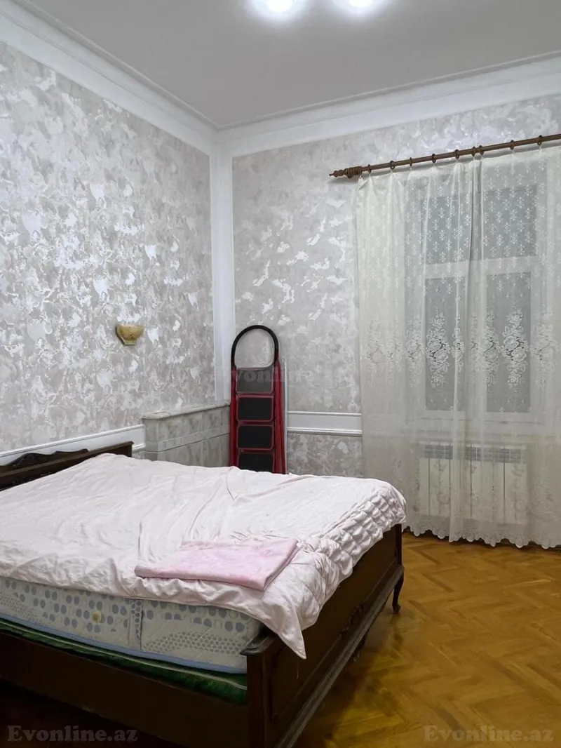 Kirayə verilir 3 otaqlı Mənzil Köhnə tikili 80 m² Sahil m. - şəkil 6