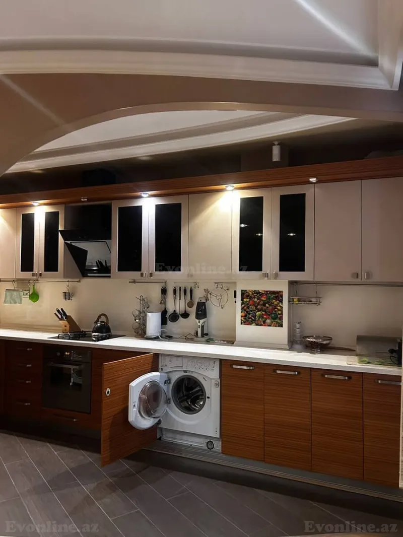 Kirayə verilir 4 otaqlı Mənzil Yeni tikili 150 m² Xətai r. - şəkil 15