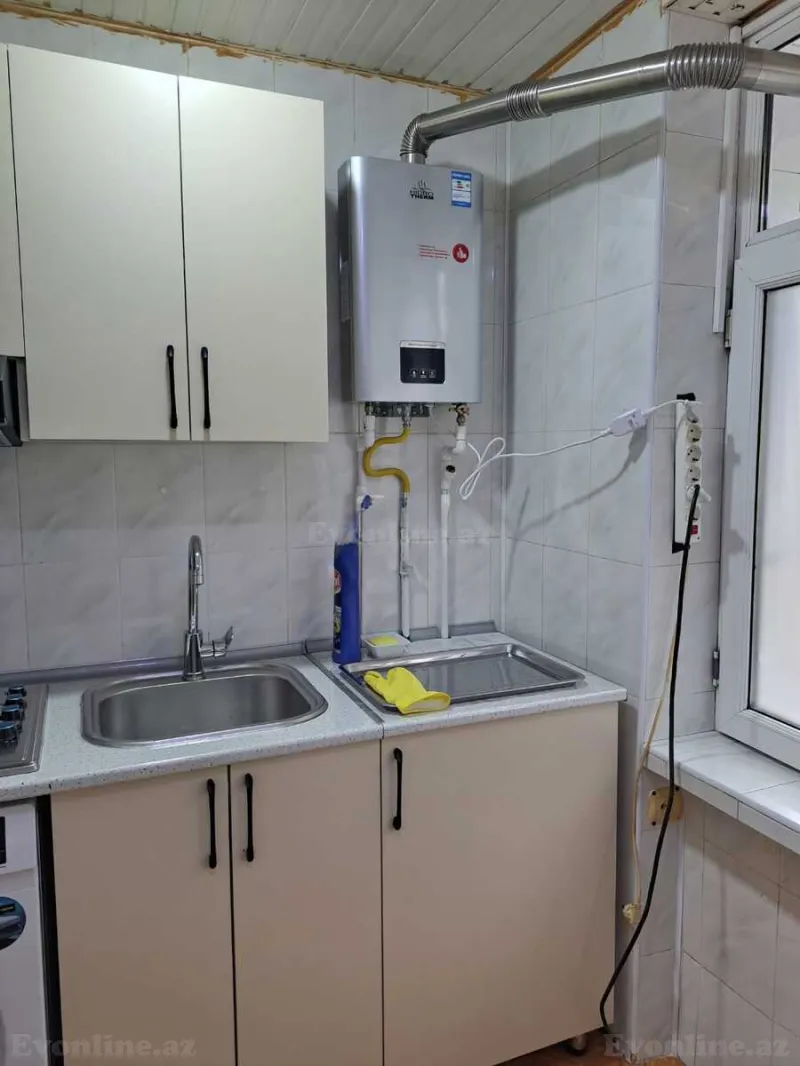 Kirayə verilir 3 otaqlı Mənzil Köhnə tikili 70 m² Elmlər Akademiyası m. - şəkil 16