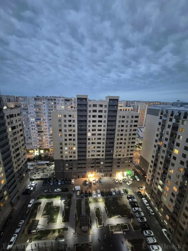 Satılır 3 otaqlı Mənzil Yeni tikili 112 m² Koroğlu m.