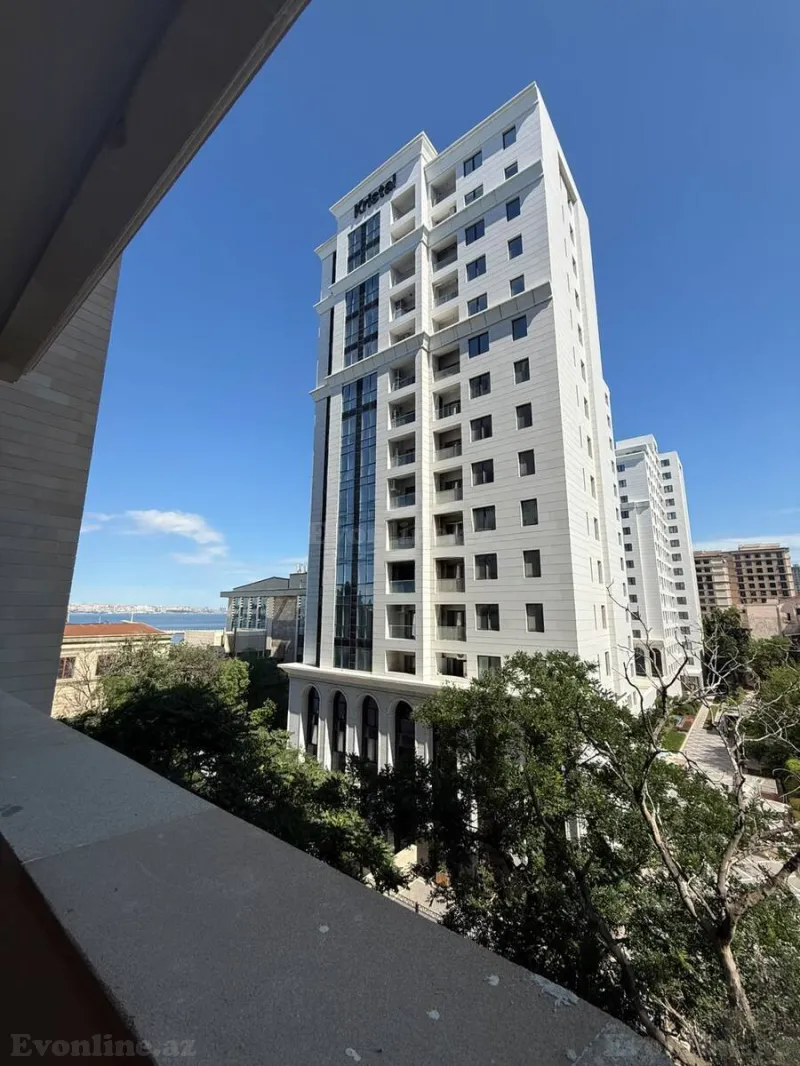 Satılır 2 otaqlı Mənzil Yeni tikili 97 m² Səbail r. - şəkil 2