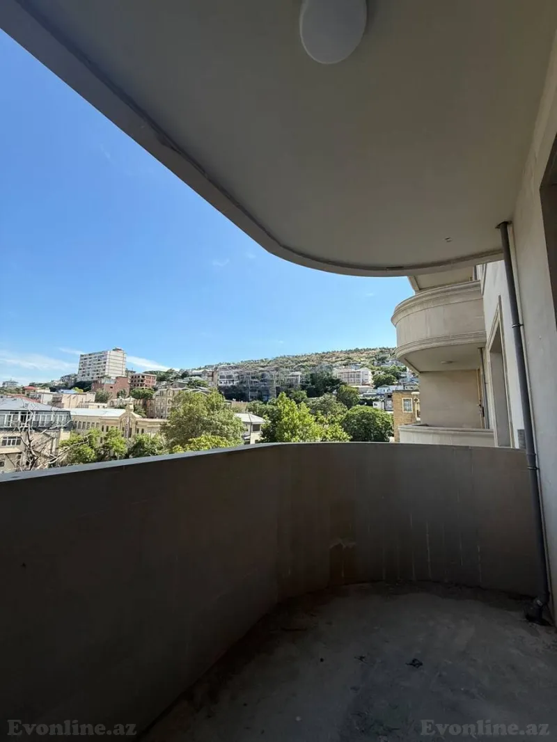 Satılır 2 otaqlı Mənzil Yeni tikili 97 m² Səbail r. - şəkil 3