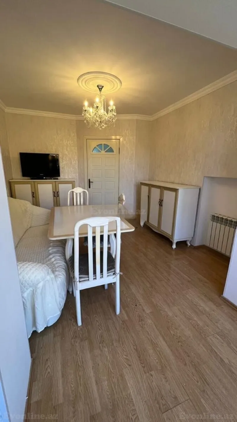 Kirayə verilir 2 otaqlı Mənzil Köhnə tikili 52 m² Səbail r. - şəkil 6