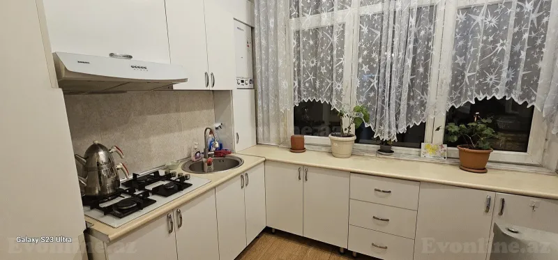 Kirayə verilir 2 otaqlı Mənzil Köhnə tikili 52 m² Səbail r. - şəkil 13