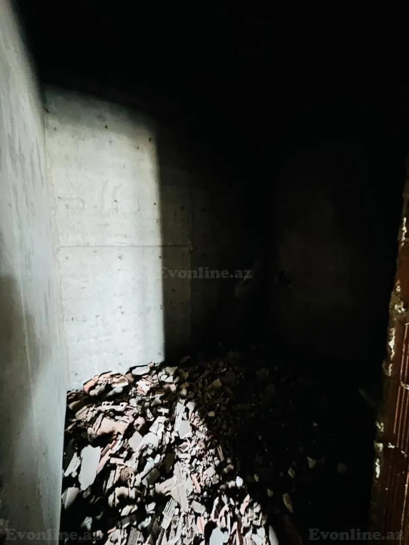 Satılır 3 otaqlı Mənzil Yeni tikili 168 m² 28 May m. - şəkil 13