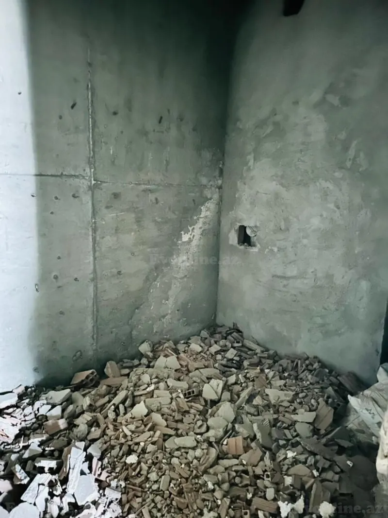 Satılır 3 otaqlı Mənzil Yeni tikili 168 m² 28 May m. - şəkil 19