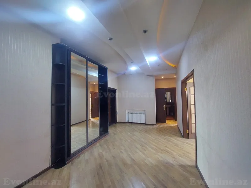 3 otaqlı Ofis 150 m² Nəsimi r. Kirayə verilir