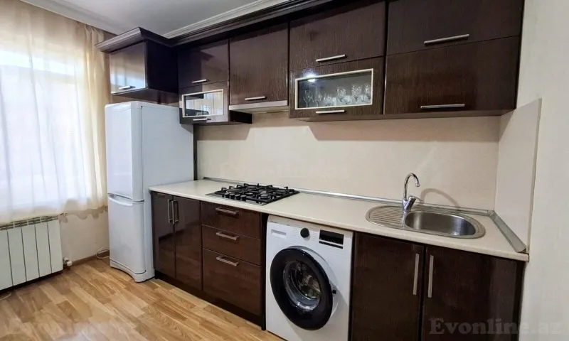 Satılır 1 otaqlı Mənzil Köhnə tikili 50 m² Gənclik m. - şəkil 3