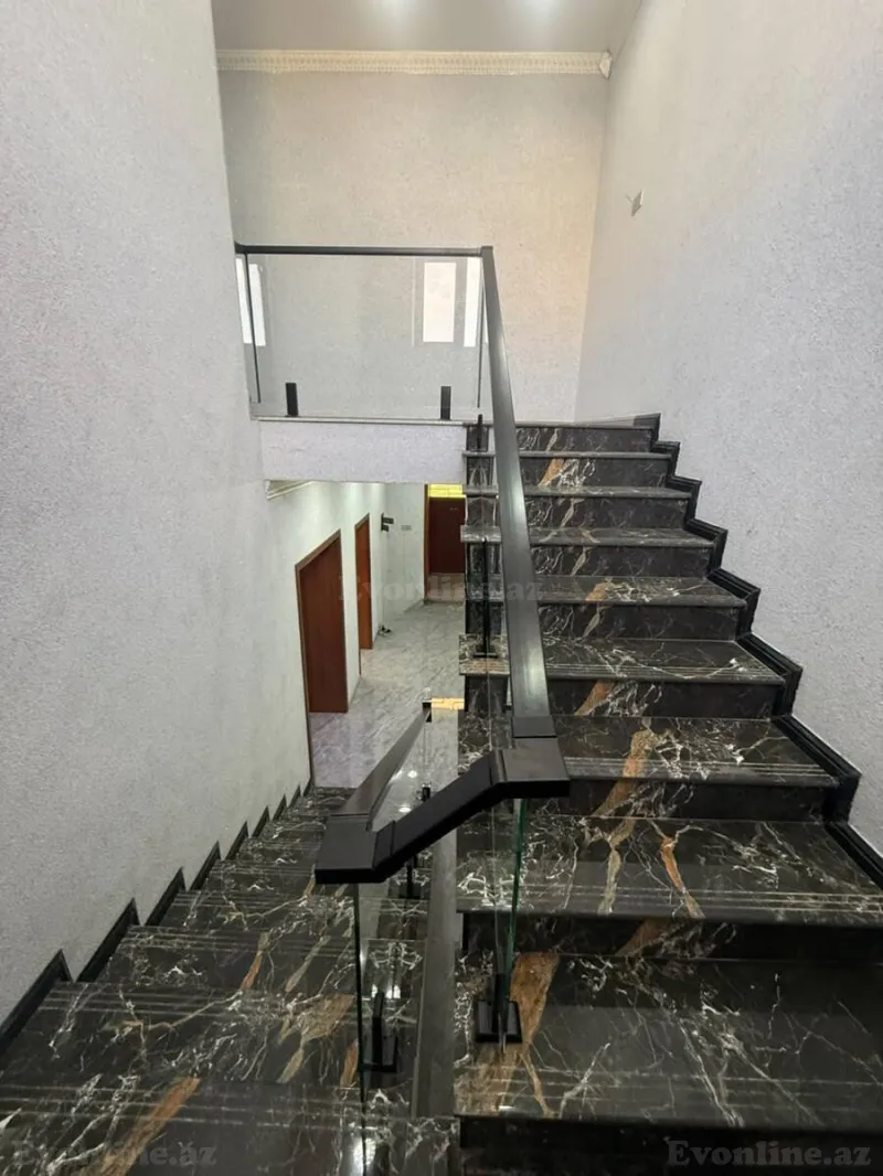 Satılır 5 otaqlı Həyət evi 254 m² Suraxanı r. - şəkil 16