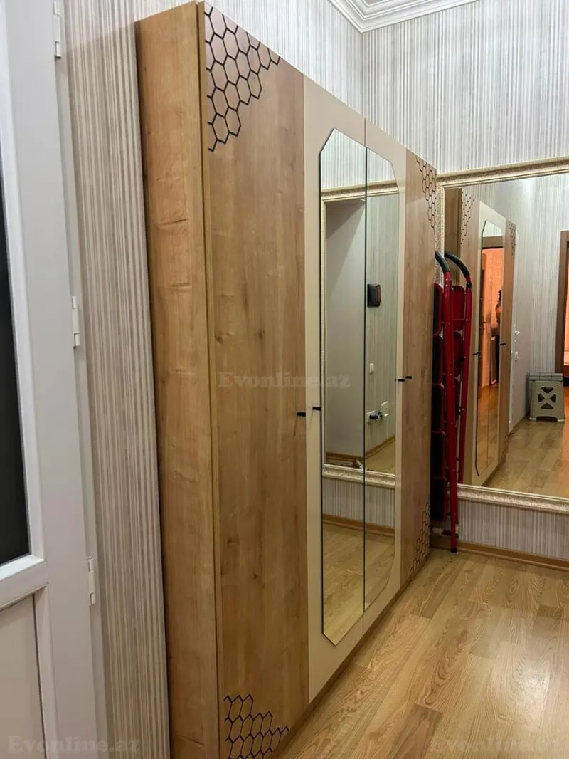 1 otaqlı Mənzil 45 m² Elmlər Akademiyası m. Kirayə verilir