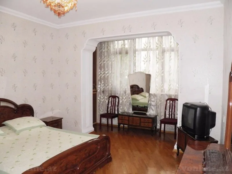 2 otaqlı Mənzil 60 m² 28 May m. Kirayə verilir
