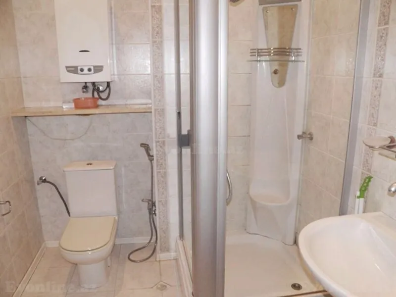 Kirayə verilir 2 otaqlı Mənzil Köhnə tikili 60 m² 28 May m. - şəkil 7