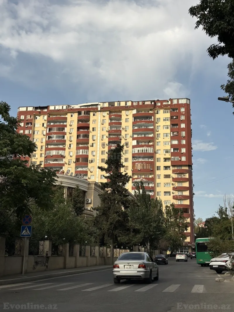 Satılır 3 otaqlı Mənzil Yeni tikili 126 m² 8-ci kilometr