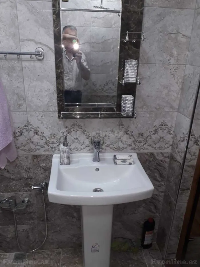 Kirayə verilir 2 otaqlı Mənzil Yeni tikili 80 m² Memar Əcəmi m. - şəkil 13