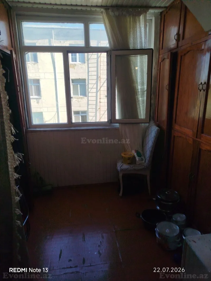 Satılır 2 otaqlı Mənzil Köhnə tikili 52 m² Əmircan - şəkil 2