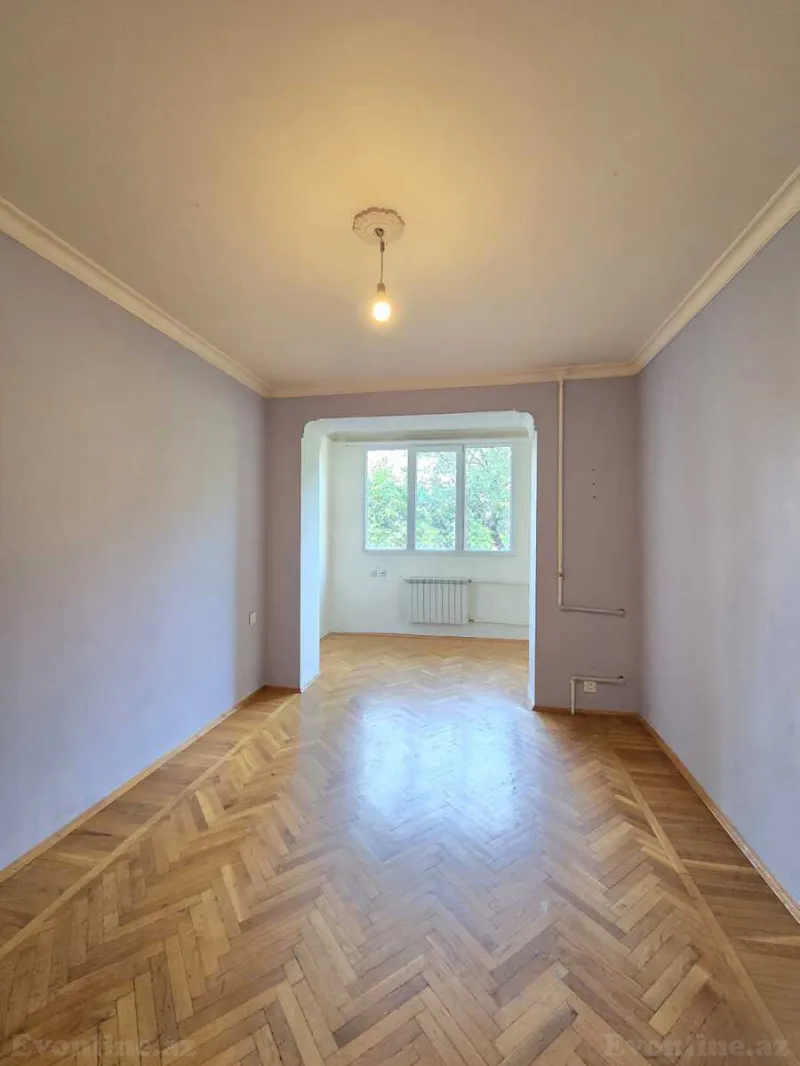 Satılır 3 otaqlı Mənzil Köhnə tikili 80 m² Elmlər Akademiyası m. - şəkil 2