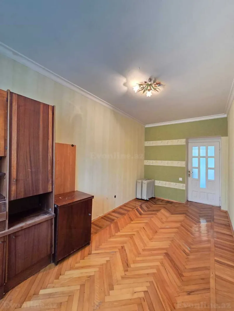 Satılır 3 otaqlı Mənzil Köhnə tikili 80 m² Elmlər Akademiyası m. - şəkil 7