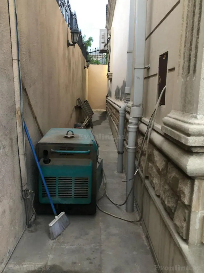 Satılır 6 otaqlı Həyət evi 500 m² Abşeron r. - şəkil 25