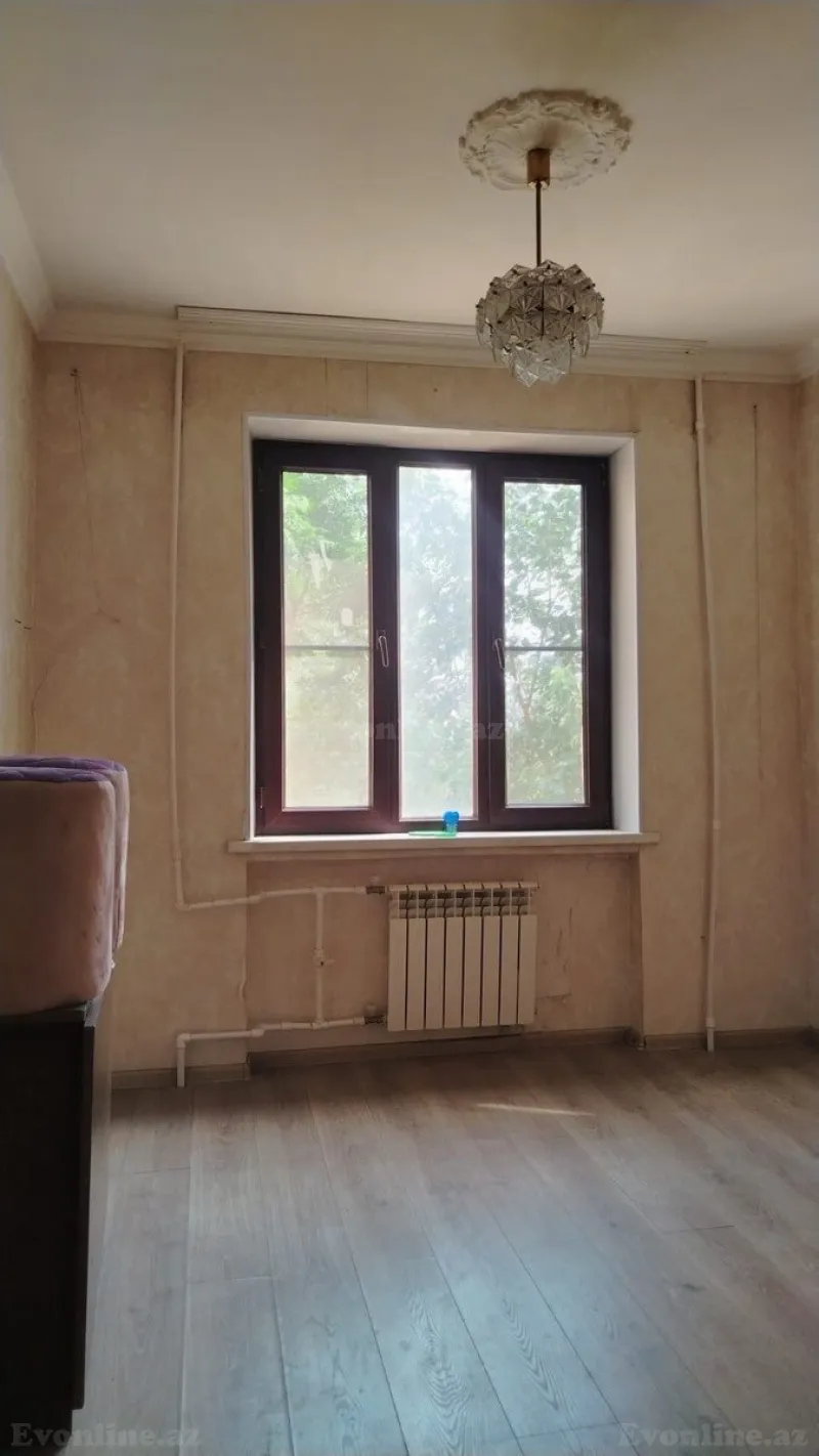 Satılır 2 otaqlı Mənzil Köhnə tikili 55 m² Bakıxanov - şəkil 5