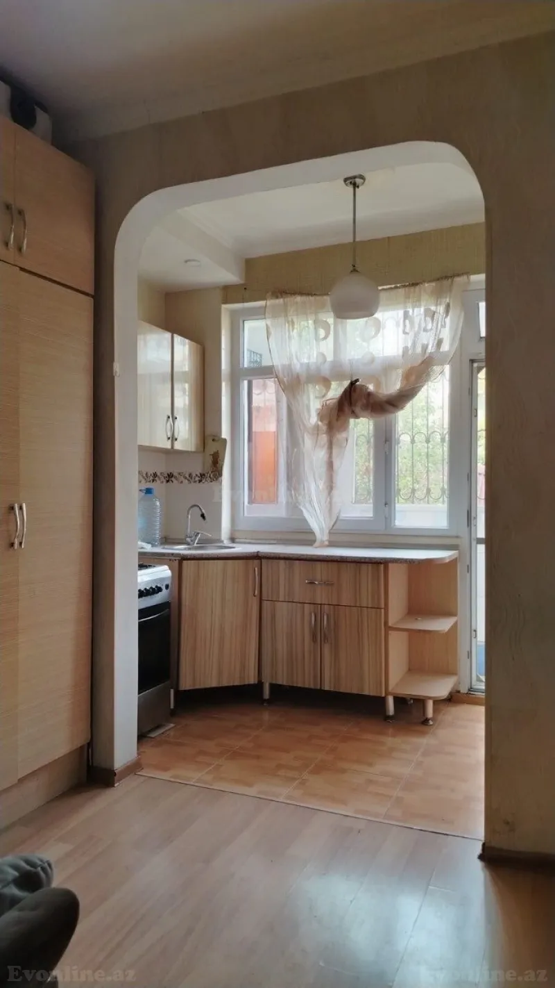 Satılır 2 otaqlı Mənzil Köhnə tikili 55 m² Bakıxanov - şəkil 7
