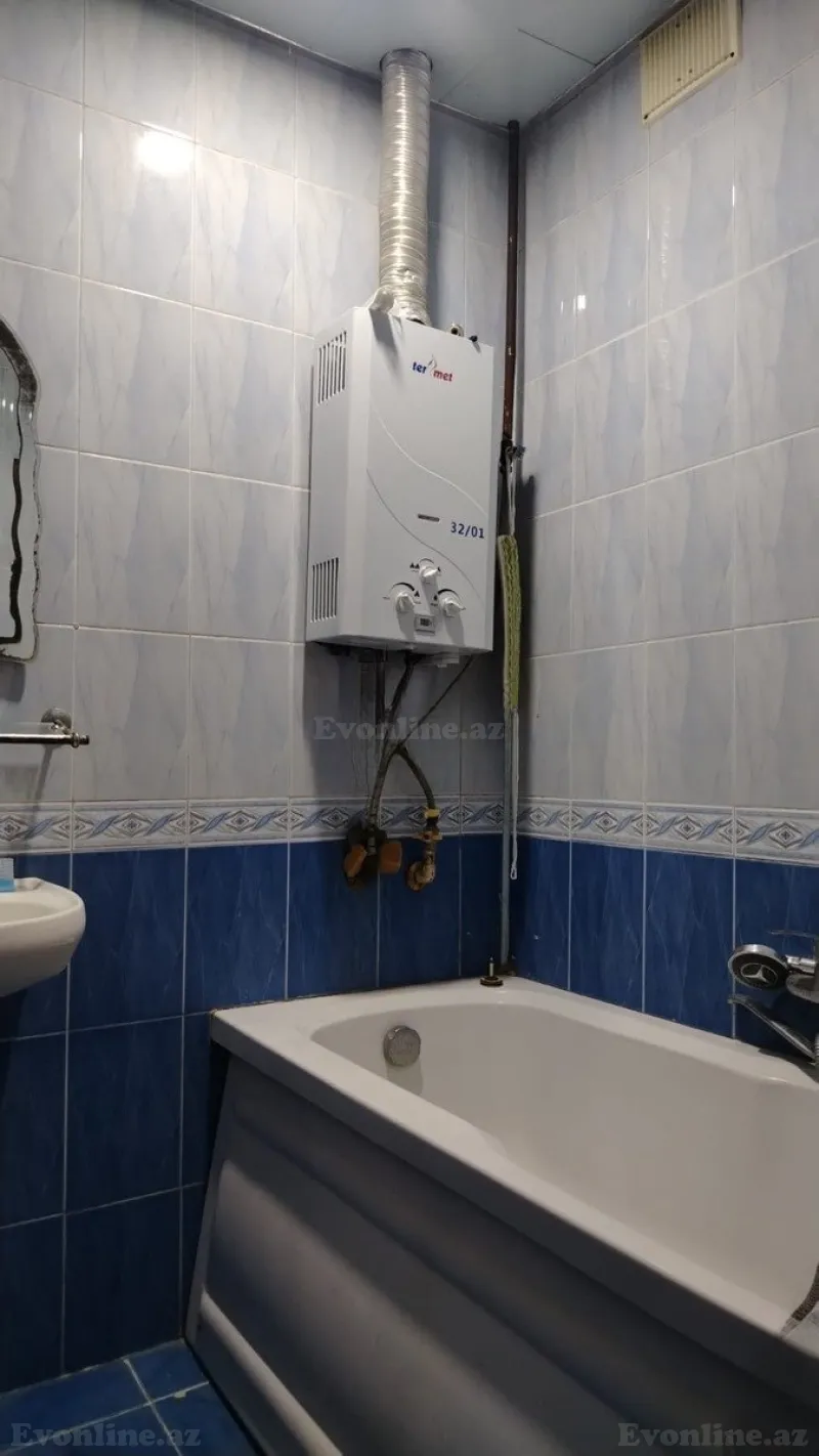 Satılır 2 otaqlı Mənzil Köhnə tikili 55 m² Bakıxanov - şəkil 11