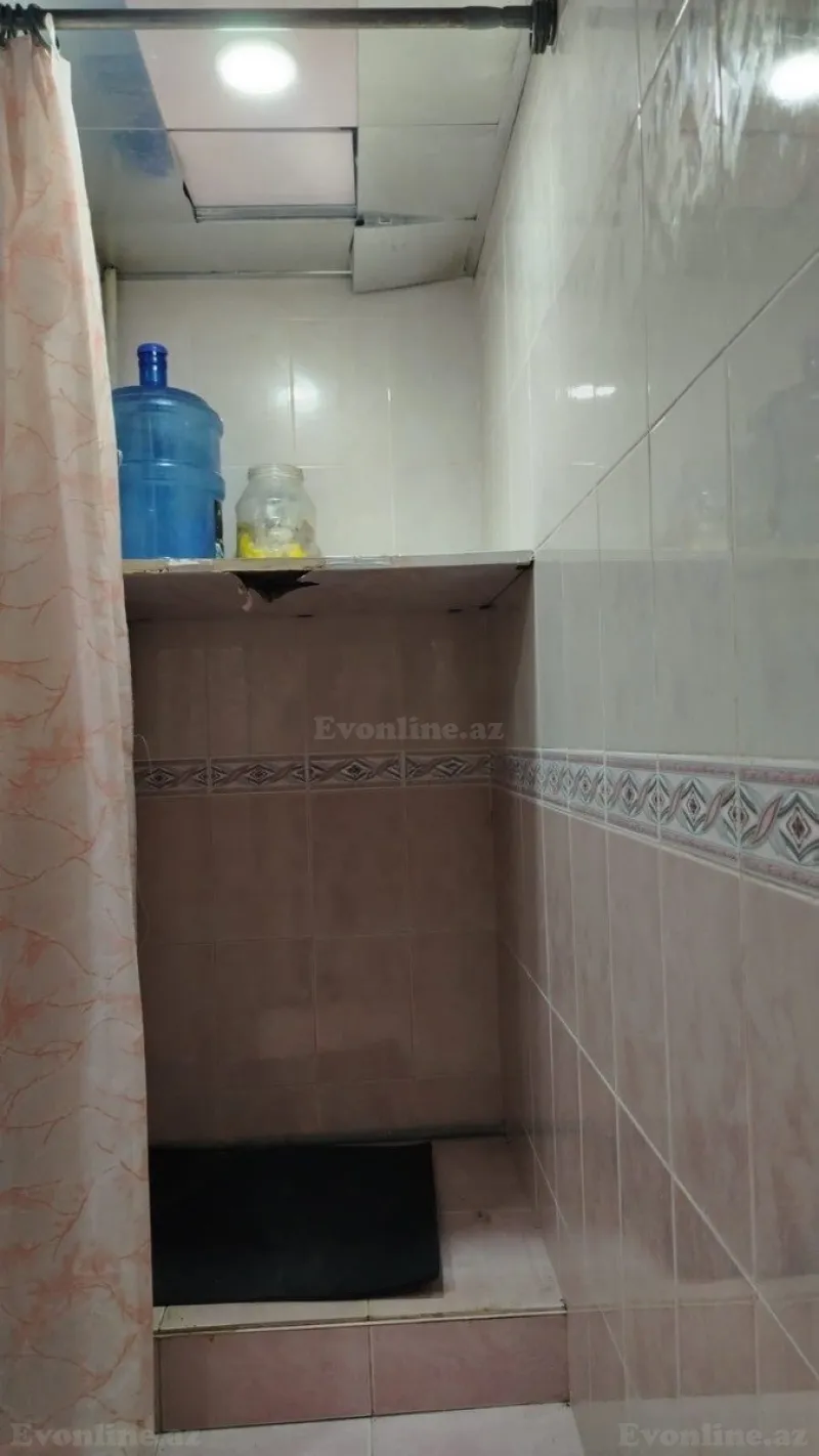 Satılır 2 otaqlı Mənzil Köhnə tikili 55 m² Bakıxanov - şəkil 12