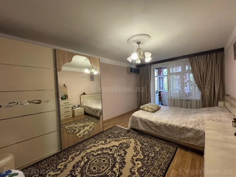 Satılır 3 otaqlı Mənzil Köhnə tikili 75 m² Nərimanov r. - şəkil 7