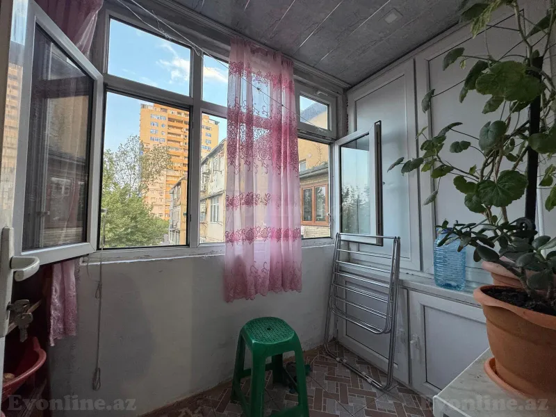 Satılır 3 otaqlı Mənzil Köhnə tikili 75 m² Nərimanov r. - şəkil 8
