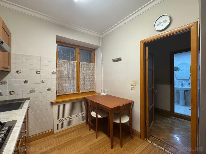 Satılır 2 otaqlı Mənzil Köhnə tikili 57 m² Gənclik m. - şəkil 9