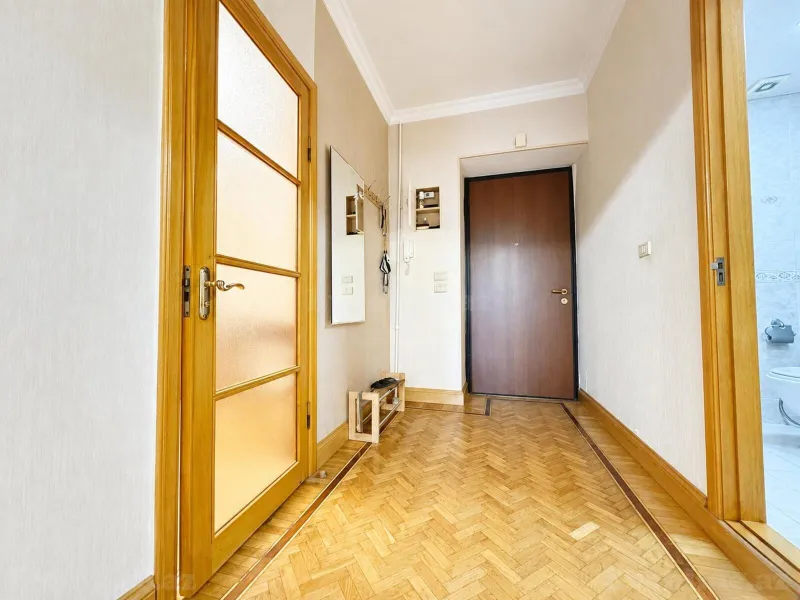 Satılır 2 otaqlı Mənzil Köhnə tikili 57 m² Gənclik m. - şəkil 14