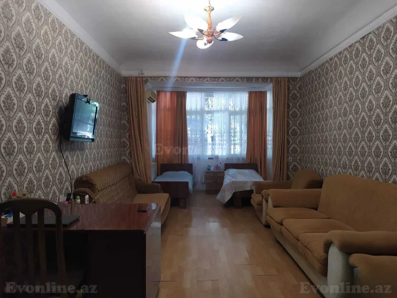 2 otaqlı Mənzil 50 m² Neftçilər m. Satılır