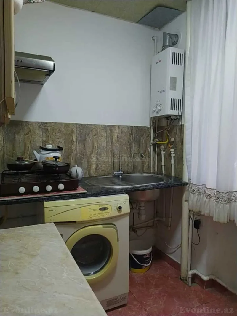 Satılır 2 otaqlı Mənzil Köhnə tikili 50 m² Neftçilər m. - şəkil 6