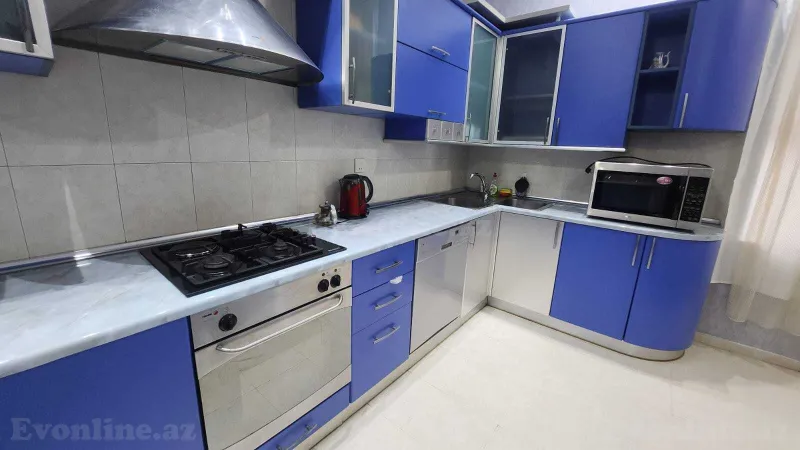 Kirayə verilir 5 otaqlı Mənzil Yeni tikili 200 m² Gənclik m. - şəkil 21
