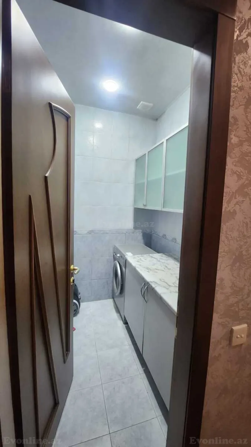 Kirayə verilir 5 otaqlı Mənzil Yeni tikili 200 m² Gənclik m. - şəkil 28