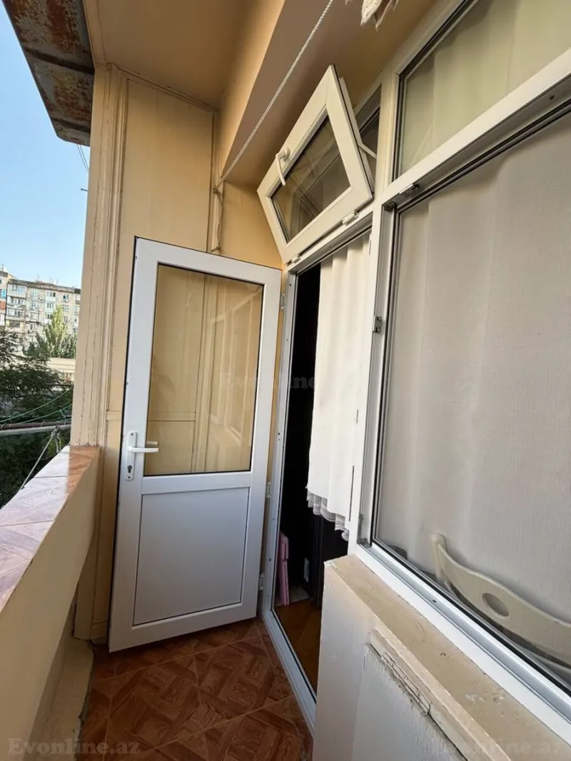 Satılır 2 otaqlı Mənzil Köhnə tikili 65 m² Əhmədli m. - şəkil 9