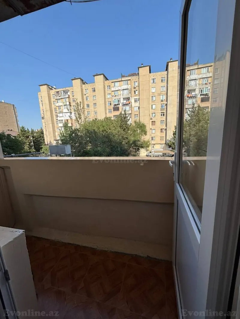 Satılır 2 otaqlı Mənzil Köhnə tikili 65 m² Əhmədli m. - şəkil 10
