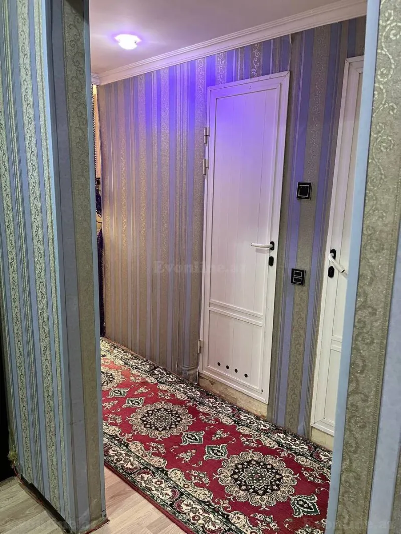 Satılır 3 otaqlı Mənzil Köhnə tikili 70 m² Əhmədli - şəkil 2