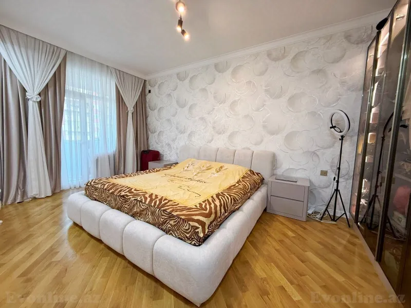 Satılır 2 otaqlı Mənzil Yeni tikili 80 m² Qara Qarayev m. - şəkil 6
