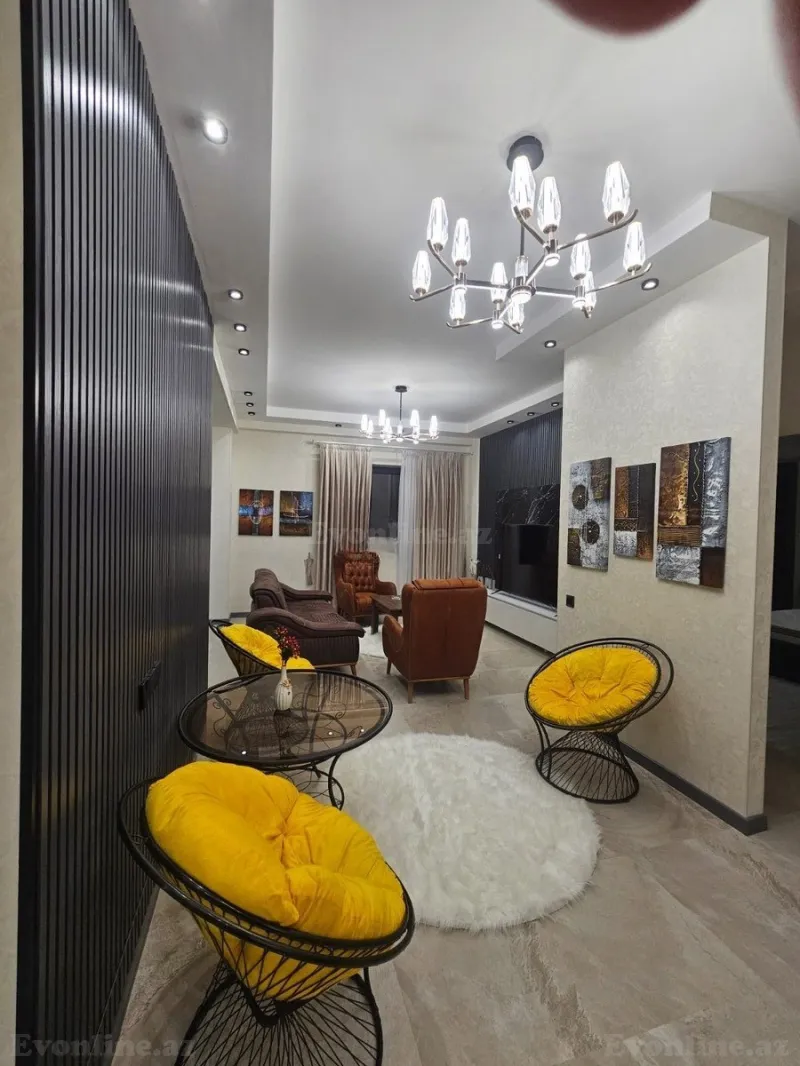 Satılır 3 otaqlı Mənzil Yeni tikili 90 m² Ağ şəhər