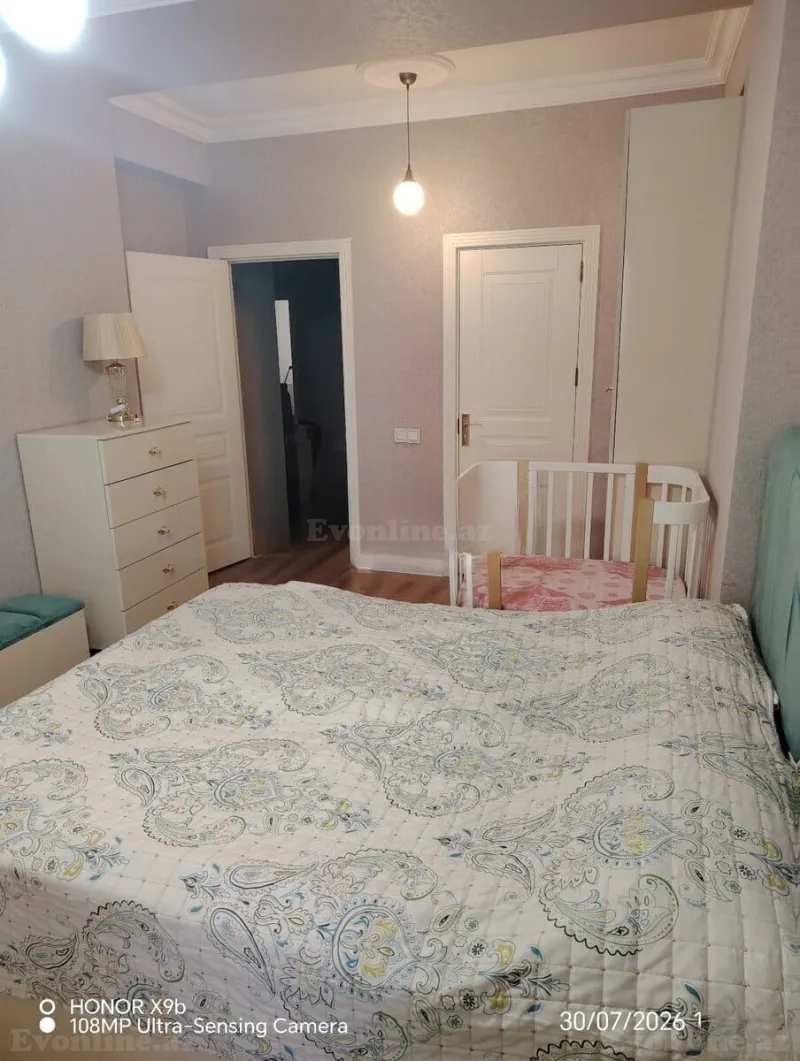 Satılır 3 otaqlı Mənzil Yeni tikili 1091 m² Massiv A