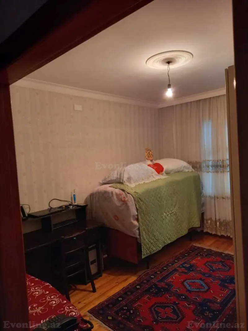 Satılır 4 otaqlı Mənzil Köhnə tikili 110 m² Əhmədli m. - şəkil 13