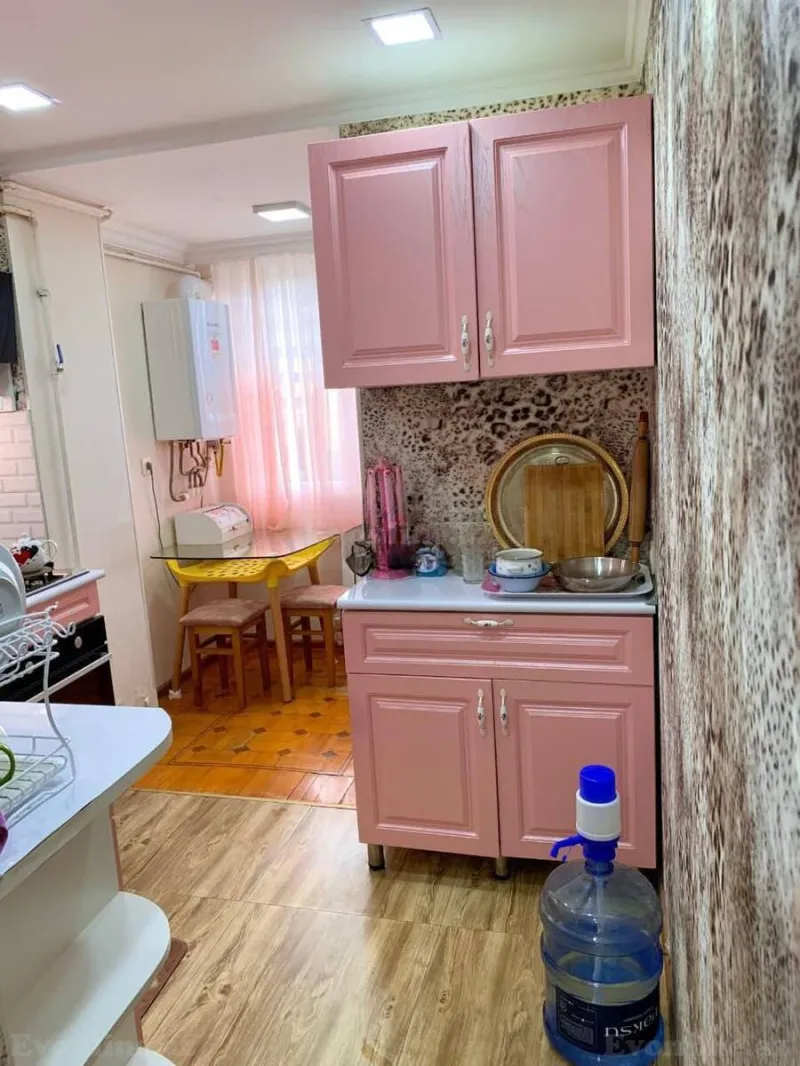 Kirayə verilir 2 otaqlı Mənzil Köhnə tikili 55 m² Səbail r. - şəkil 7
