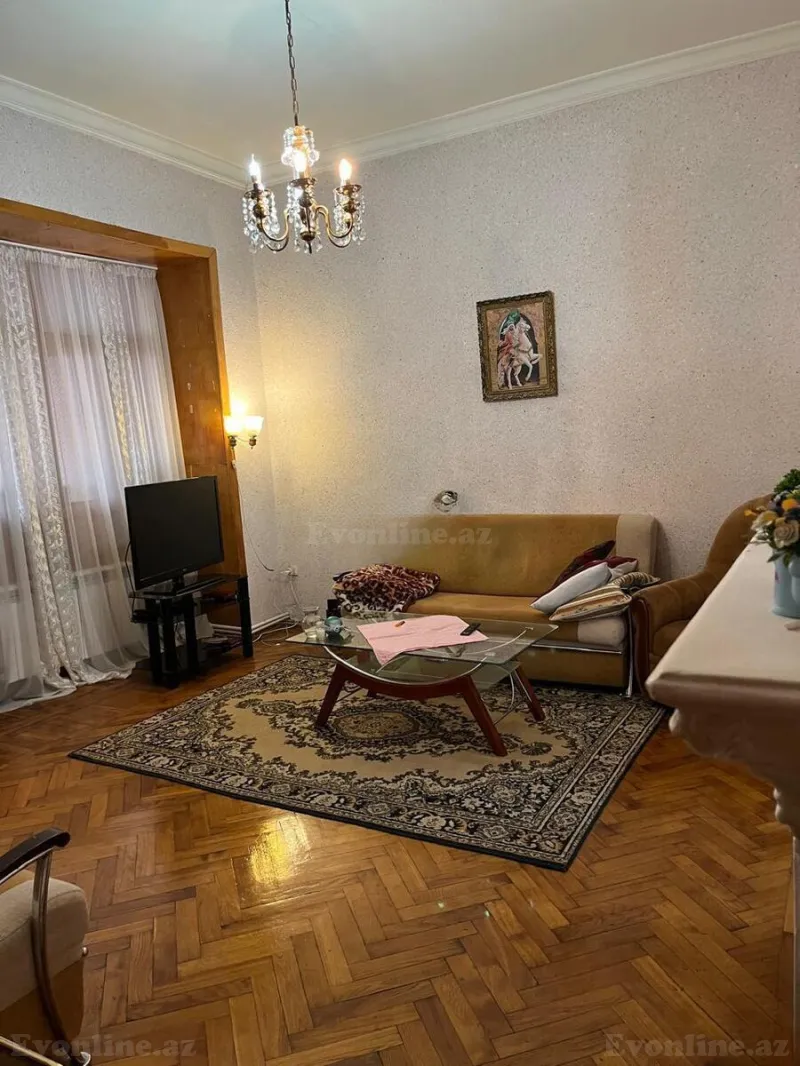 Satılır 5 otaqlı Mənzil Köhnə tikili 170 m² Nizami m. - şəkil 3