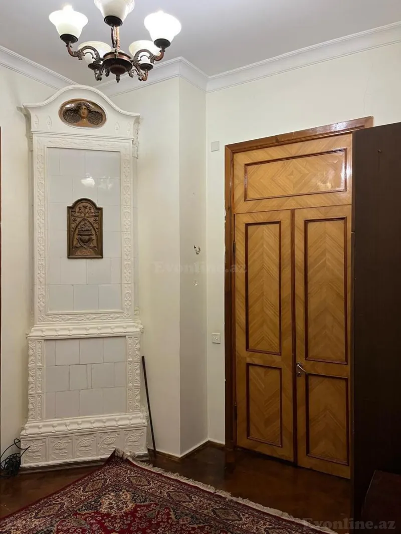 Satılır 5 otaqlı Mənzil Köhnə tikili 170 m² Nizami m. - şəkil 10
