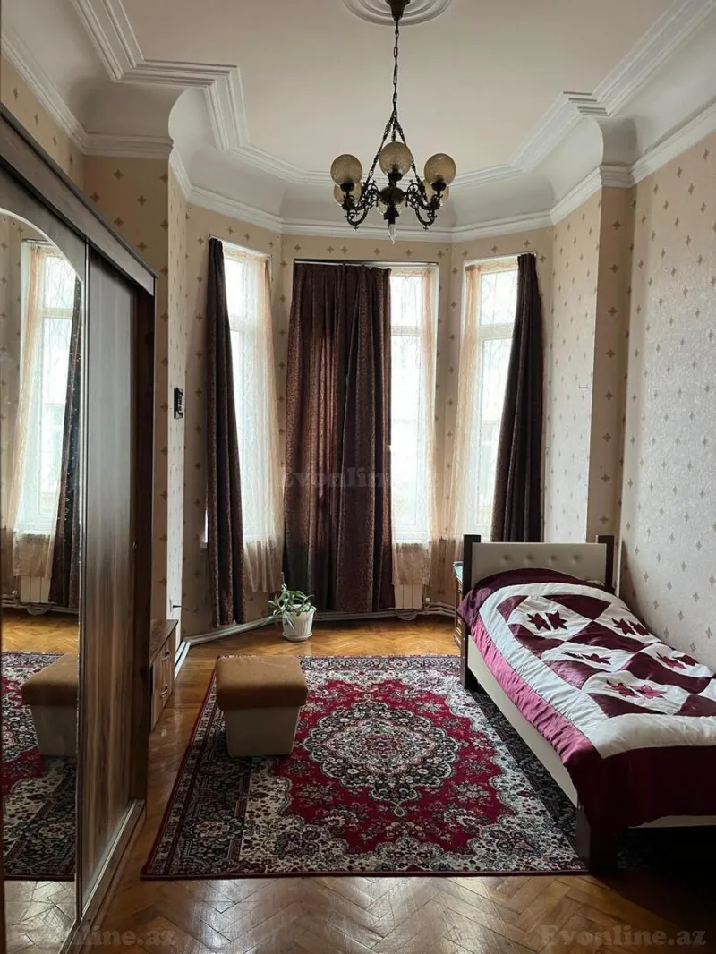 Satılır 5 otaqlı Mənzil Köhnə tikili 170 m² Nizami m. - şəkil 15