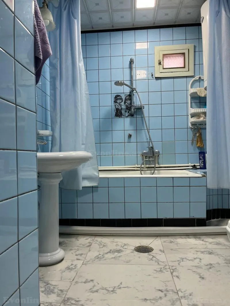 Satılır 5 otaqlı Mənzil Köhnə tikili 170 m² Nizami m. - şəkil 19