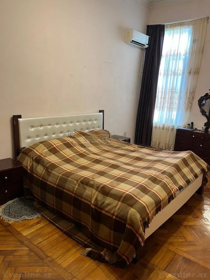 Satılır 5 otaqlı Mənzil Köhnə tikili 170 m² Nizami m. - şəkil 20