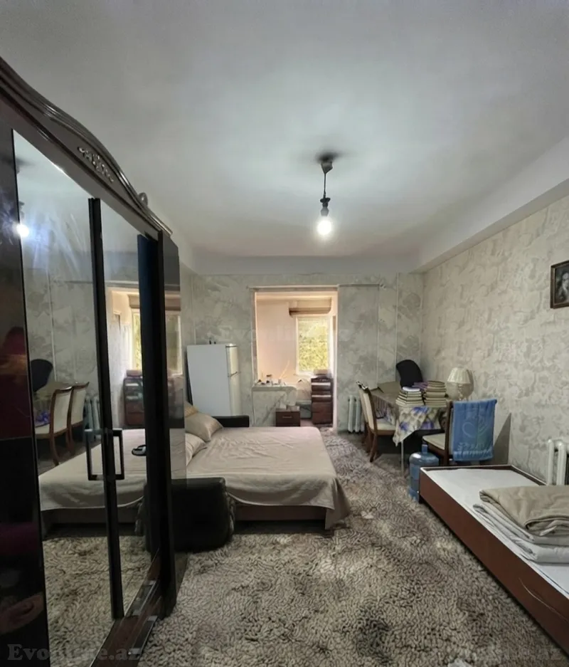Satılır 1 otaqlı Mənzil Köhnə tikili 279 m² Qara Qarayev m. - şəkil 2